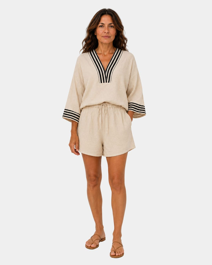 Garsende | Let sæt med shorts og bluse