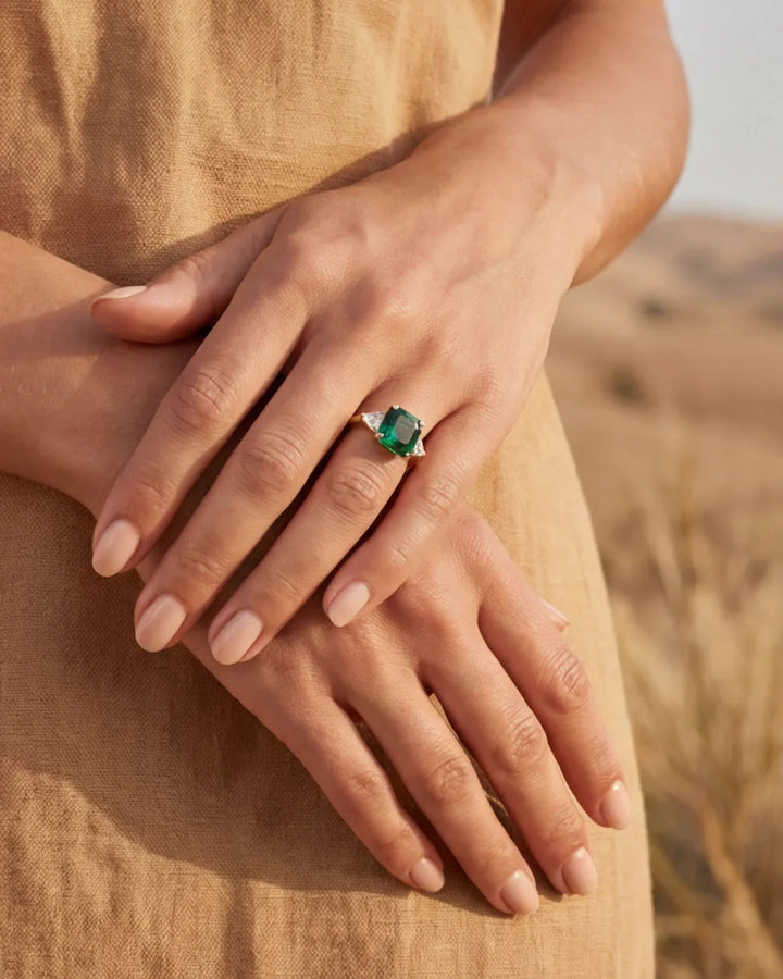 Berthe | Ring med grøn sten