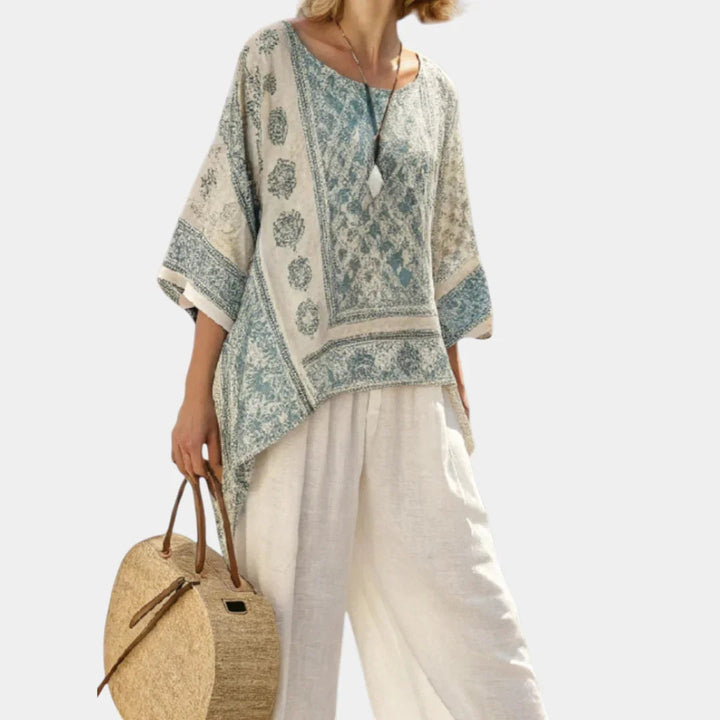 Annalisa | Behagelig bluse med print og hvide bukser med vide ben