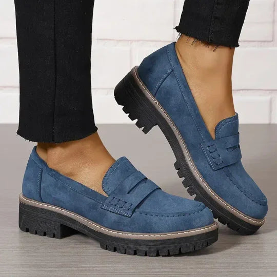 Elegante loafers i ruskind