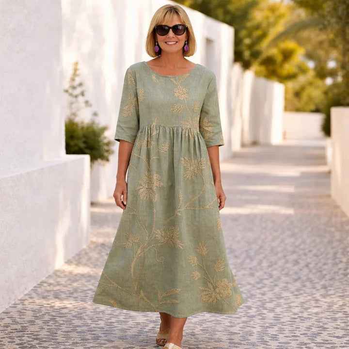 Susan | Blomstret kjole med sommerstemning