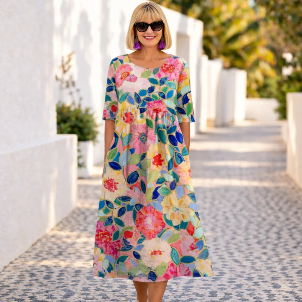 Susan | Blomstret kjole med sommerstemning