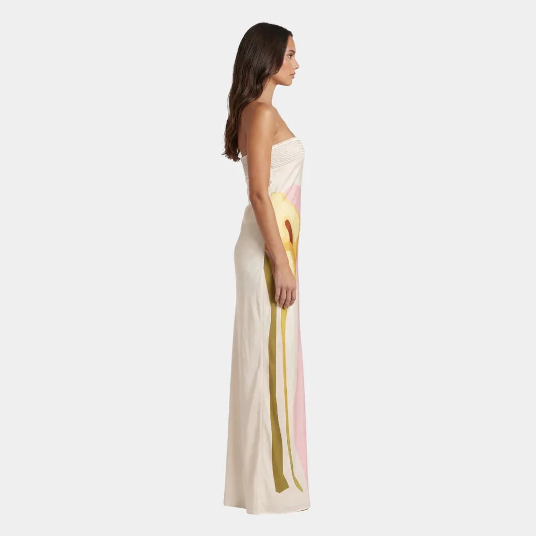 Nadine | Moderne sofistikation