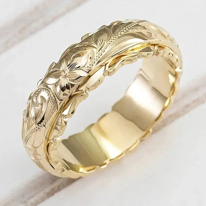Mila | Guldring med antik-inspireret blomst