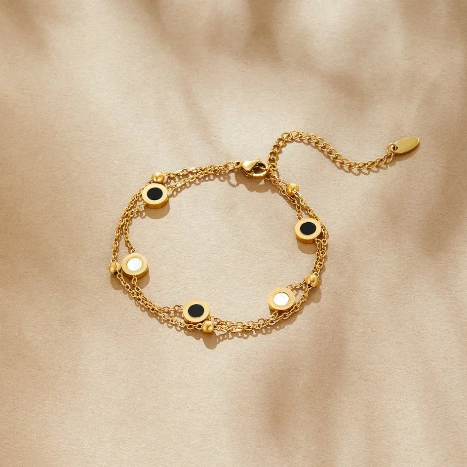 Victoire | Armbånd i onyx og hvid sten