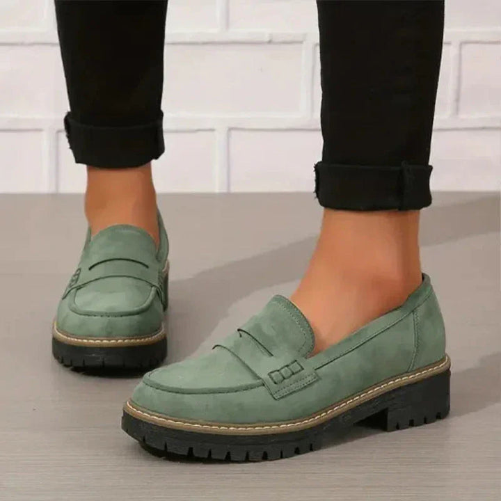Elegante loafers i ruskind
